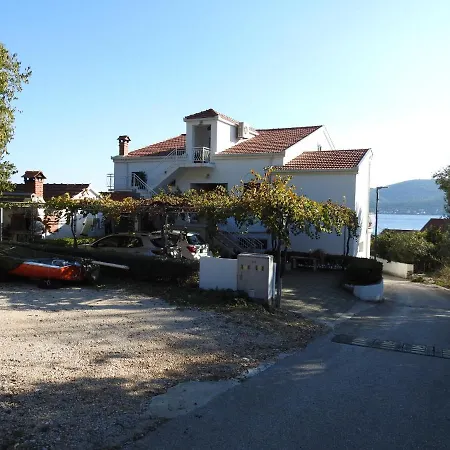 Sugor - 70 M From Sea *